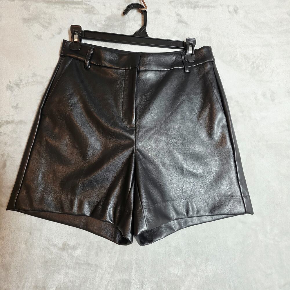 J.Crew Women’s Faux Leather Shorts Size 2 Black High Rise Fully Lined